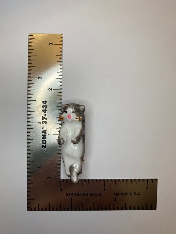 Gray and White w/ Gold Cat with Pink Nose Kitty T… - image 3