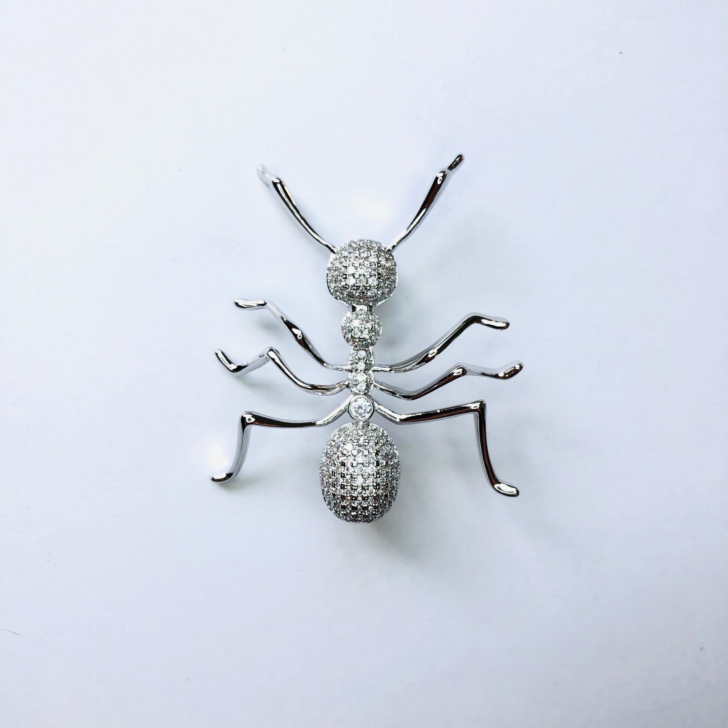 品質が完璧 Cubic CZ Adorable Silver-tone Zircon Sparkly Ant Crystal アクセサリー
