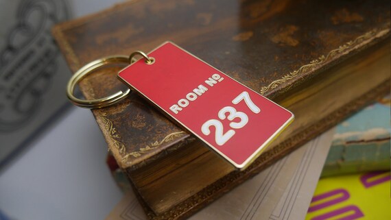 Stephen King S The Shining Room 237 Overlook Hotel Fob Hard Gold Enamel Keyring Keychain Horror Movie Stanley Kubrick Father S Day Gift