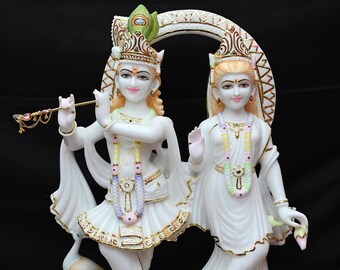 Estatua de Radha Krishna