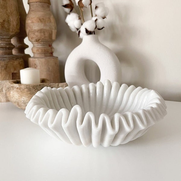 HandCrafted Marble Ruffle Bowl /Antique Scallop Bowl/ Fruit Bowl/ Vintage Ring Dish/ Decorative Flower Bowl/ HouseWarming Wedding Gift/ Urli