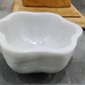 10 inch Decorative Marble flower bowl , Handcarved Bowl , Indian marble bowl, Marble, Marble bowl, Decorative white bowl, home decor marble