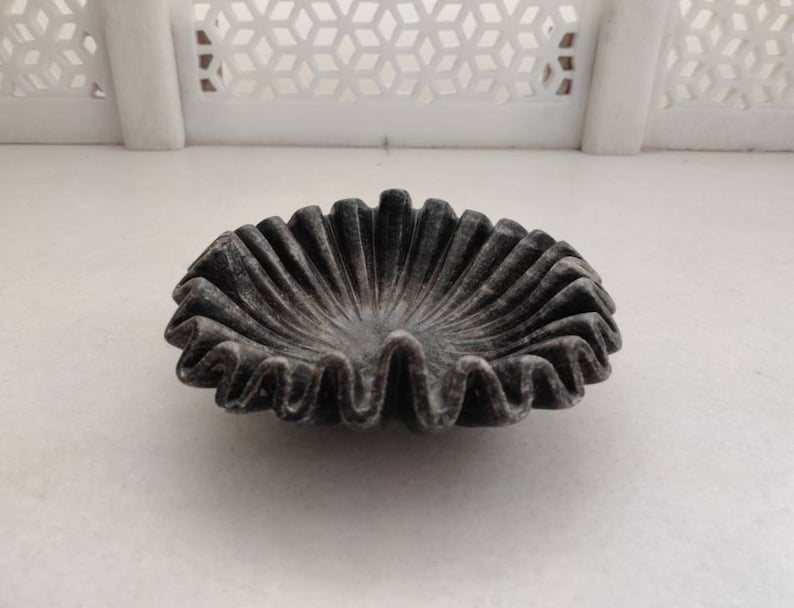 HandCrafted Marble Ruffle Bowl /Antique Scallop Bowl/ Fruit Bowl/ Vintage Ring Dish/ Decorative Flower Bowl/ HouseWarming Wedding Gift/ Urli image 2