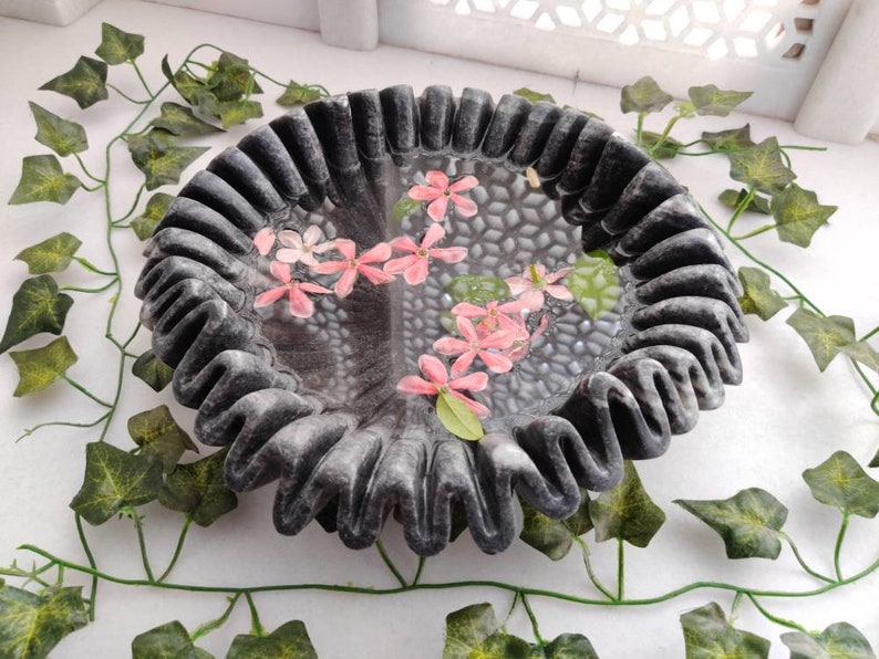 HandCrafted Marble Ruffle Bowl /Antique Scallop Bowl/ Fruit Bowl/ Vintage Ring Dish/ Decorative Flower Bowl/ HouseWarming Wedding Gift/ Urli image 7