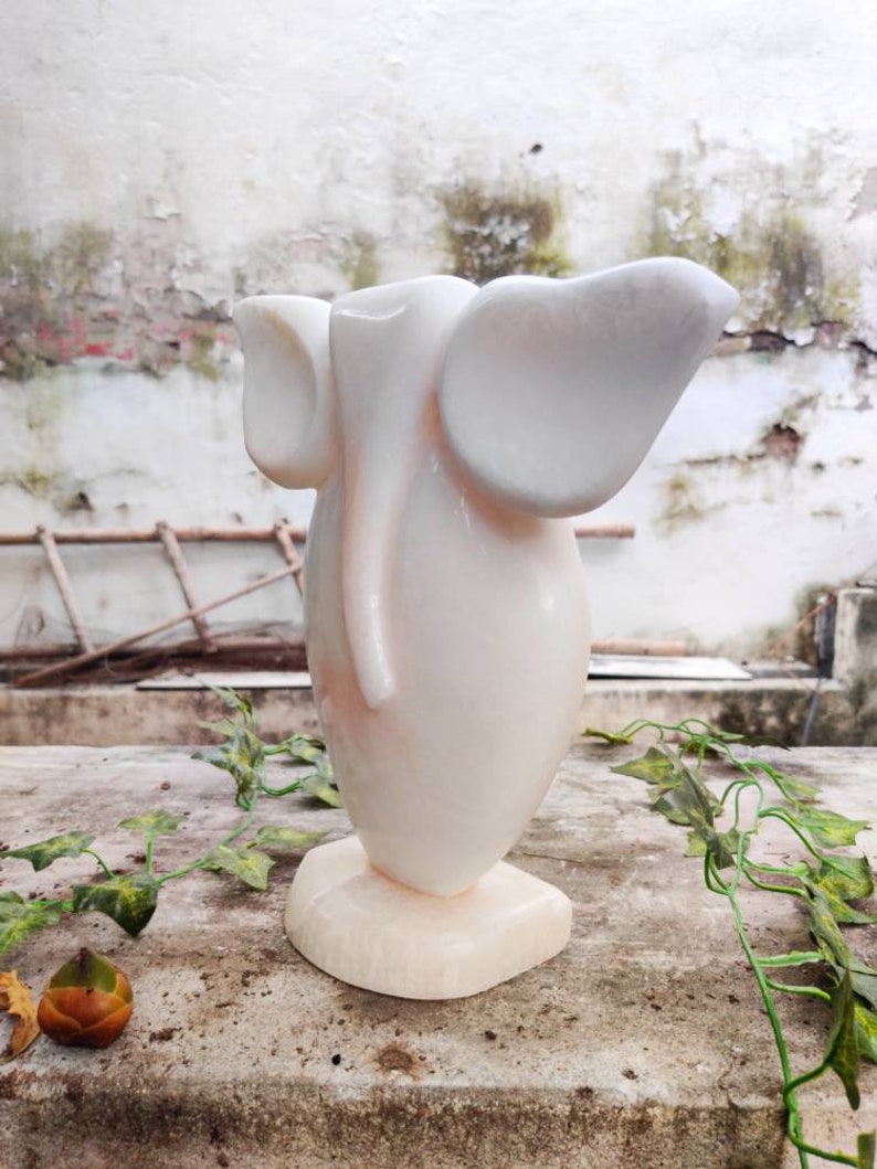 Onyx marble Elephant shaped art object Handcrafted sculpture living room guest room decor birthday gift decorative statue collectibles