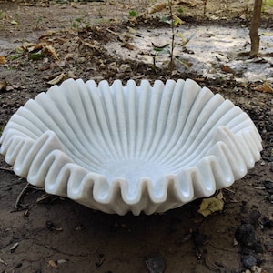 HandCrafted Marble Ruffle Bowl /Antique Scallop Bowl/ Fruit Bowl/ Vintage Ring Dish/ Decorative Flower Bowl/ HouseWarming Wedding Gift/ Urli
