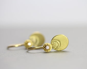 Ohrhänger mit Wechselohrbügel und Brillant aus 750/Gold