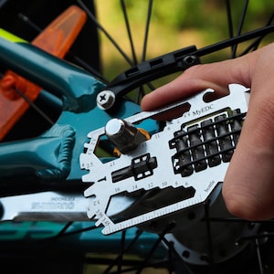 MyEDC 29 in 1 met 6 bits - Pocket Card Multitool - Bike Tool - EDC Gear - Cadeau voor mannen - DIY Gift voor papa - Beste Man Gift - Groomsmen Gifts