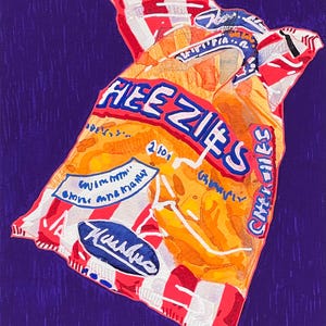 Puede incluir: Una vibrante ilustración de una bolsa de snacks con la etiqueta HEEZIES en letras azules llamativas. La bolsa presenta rayas rojas y blancas, contenido de snack naranja y un logotipo ovalado azul oscuro sobre un fondo morado texturizado.