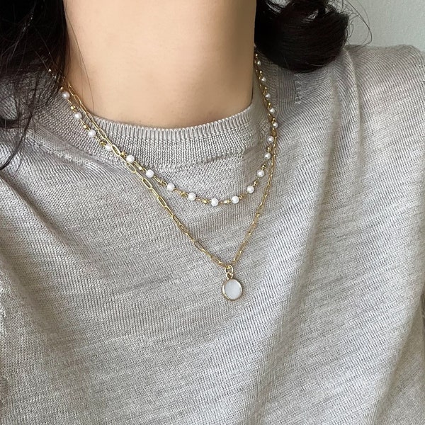 Pearl Double Layered Necklace Set With A Detangler Clasp, Mother Of Pearl Necklace, Two Tier Necklace Gold, 2 layered Necklace, Gift For Her