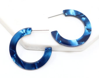 Blauwe harsoorbellen, lichtgewicht minimalistische hoepels, 30 mm hoepels voor dagelijks gebruik