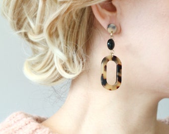 Oval Dangle & Drop Earrings, Resin Earring, Oval Statement Earrings, Gift For Her, Modern Resin Earring, Acetate Earring, Minimalist Earring