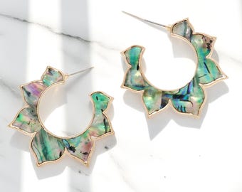 Natural Abalone Shell Hoop Earrings, Floral Hoop Earrings, Geometric Earring, Flower Statement Earring, Natural Shell Earrings, Gift For Her