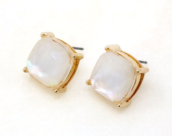  Earring-Shell/Pearl