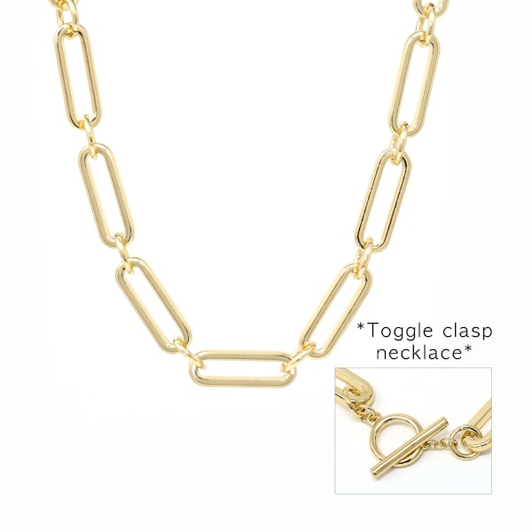 Collana con catena a graffetta e chiusura a moschettone color oro, collana a catena oversize, collana a catena spessa, collana corta a maglie moderne, regalo per lei