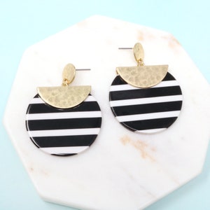 Striped Acetate Fashion Stud Earrings, Acrylic Earrings, Resin Earrings, Circle Statement Earrings, Gift For Her, Celluloid earrings
