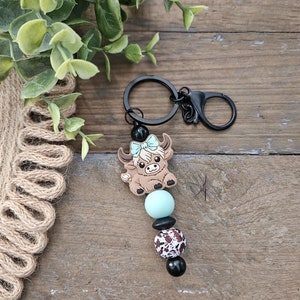 Silicone Bead Highland Cow Keychain, Cow Keyring, Brown Cow Bar Keychain, Cow Print Keychain, Cow Lover Gift, Tan Highland Cow Keychain