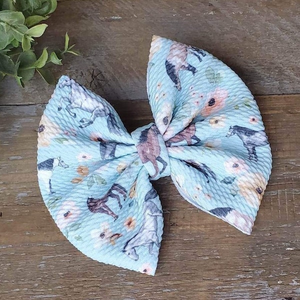 Horse Hairbow, Spring Floral Hairbow, Pony Hair Bow, Wild Horse Equestrian Headband, Animal Hairclip, Cowgirl Horse Birthday Bow