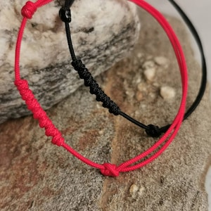 Seven knots red bracelet for men. Men&#39;s ref bracelet. Kabbalah thread bracelet. Red string of fate for him. Protection Seven knots bracelet