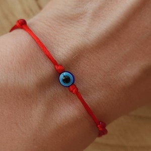 Nazar red bracelet. Red String of fate. Protection kabbalah thread for Girl or Boy. Evil eye cord bracelet for her or him. Unisex jewelry