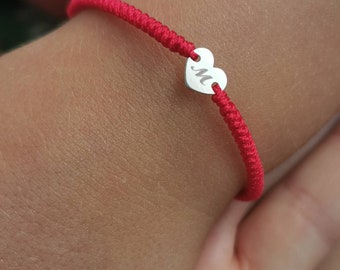 Custom baby gift. Personalised newborn bracelet. Red thread baby bracelet. Intial newborn gift. Child birth custom gift. Heart letter gift