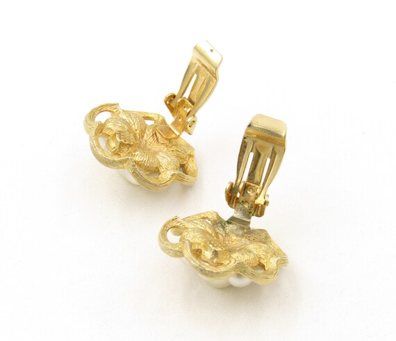 Kramer Vintage Faux Pearl Earrings - image 5