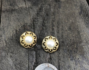 Vintage button stud earrings