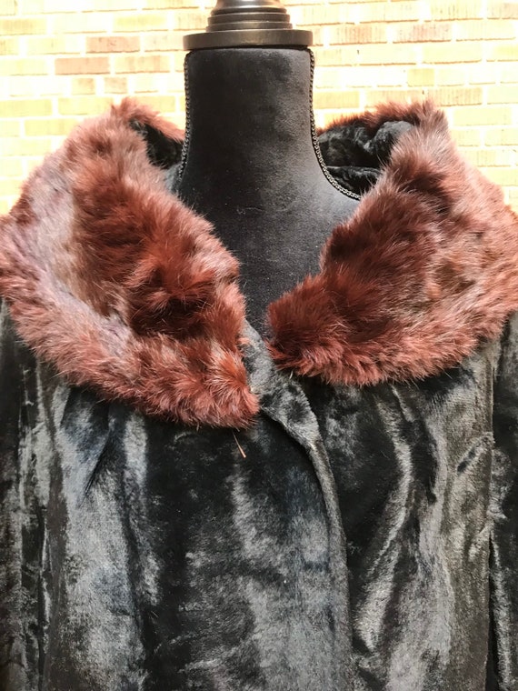 1950s coat/ Vintage 1950s faux fur coat - image 9