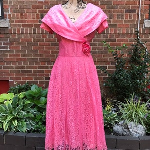 1950s dress/ Vintage 1950s lace dress image 3