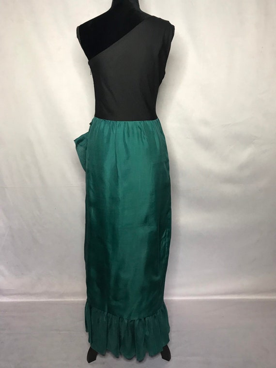1960s dress/ Vintage 1960s one-shoulder wrap dress - image 10