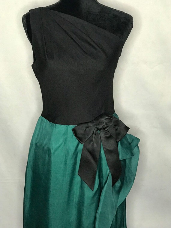 1960s dress/ Vintage 1960s one-shoulder wrap dress - image 5