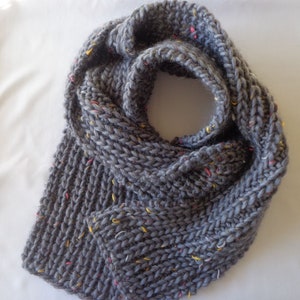 Unisex medium grey long scarf pure speckled wool