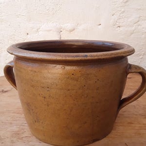 Old stoneware pot, confit pot, clay pot, pottery, handled pot, lard pot, GRINITZ farmhouse pottery, storage pot, vintage, brocante, country house decoration