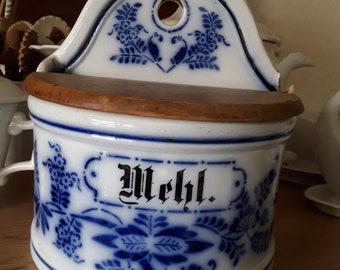 Antique wall container flour mill porcelain flour tin wooden lid onion pattern decor kitchen utensil storage jar vintage brocante country house decoration