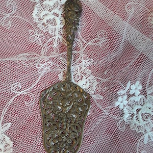 Antique 800 Silver Cake Server Angel & Rose Decor Ornate Cake Shovel Pastry Lifter anno 1920 French Vintage Boudoir Brocante Decoration