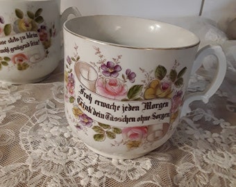 Antike XL Kaffeetasse Spruchtasse Kaffeepott 0,9 Liter Porzellan Tasse Blumendekor Handgemalt viktorianisch Vintage Boudoir Brocante Deko