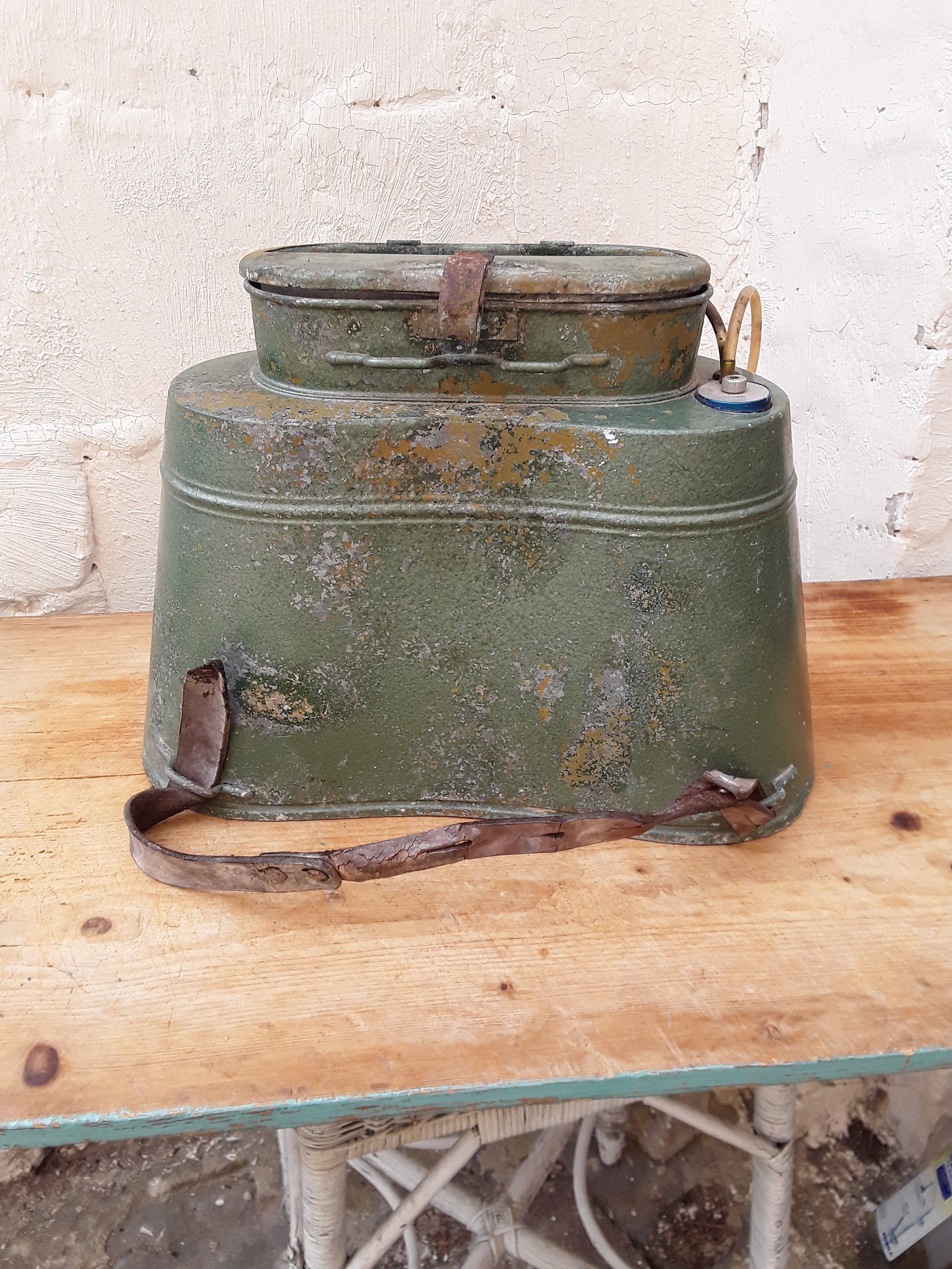 Antique Fishing Bucket,bait Bucket,fish Container,marketed maurer