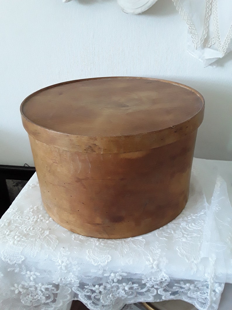 Antique Russian Hat Box Birch Bentwood Box grand Prix Paris Storage