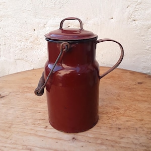 Old special milk can enamel can wooden handle Kitchen Enamel milk can enamelware Kitchenalia Vintage Brocante Country House Decoration