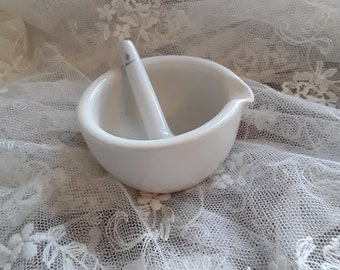 Antique mortar and pestle made of thick porcelain, pharmacy mortar, white, spice mill, kitchen tools, ironstone bowl, vintage brocante, decorative country house
