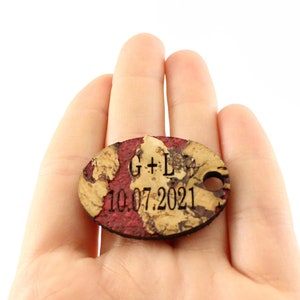 Pack of 10 personalized oval  cork tags. Oval tags. Natural cork tags. Tags. Tags for wedding. Cork tag. Wedding gift favor. Oval shape tags