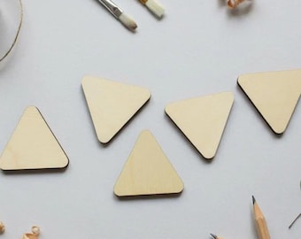 Triángulo de contrachapado de abedul: formas para manualidades y decoración