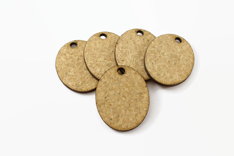 Pack of 10 DIY cork tags. Oval shape tags. Blank tags. Natural cork tags. Diy tags. DIY tags for wedding. Cork tags. Blank cork tags. Tags. image 10