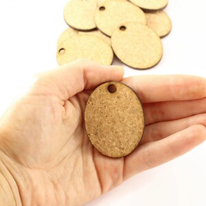 Pack of 10 DIY cork tags. Oval shape tags. Blank tags. Natural cork tags. Diy tags. DIY tags for wedding. Cork tags. Blank cork tags. Tags. image 3