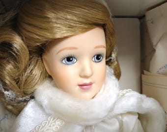 Danbury Mint The Story Book Doll Collection "Snow Queen" 11in Tall Porcelain Doll Original Packaging, 1980s Collectible Toy