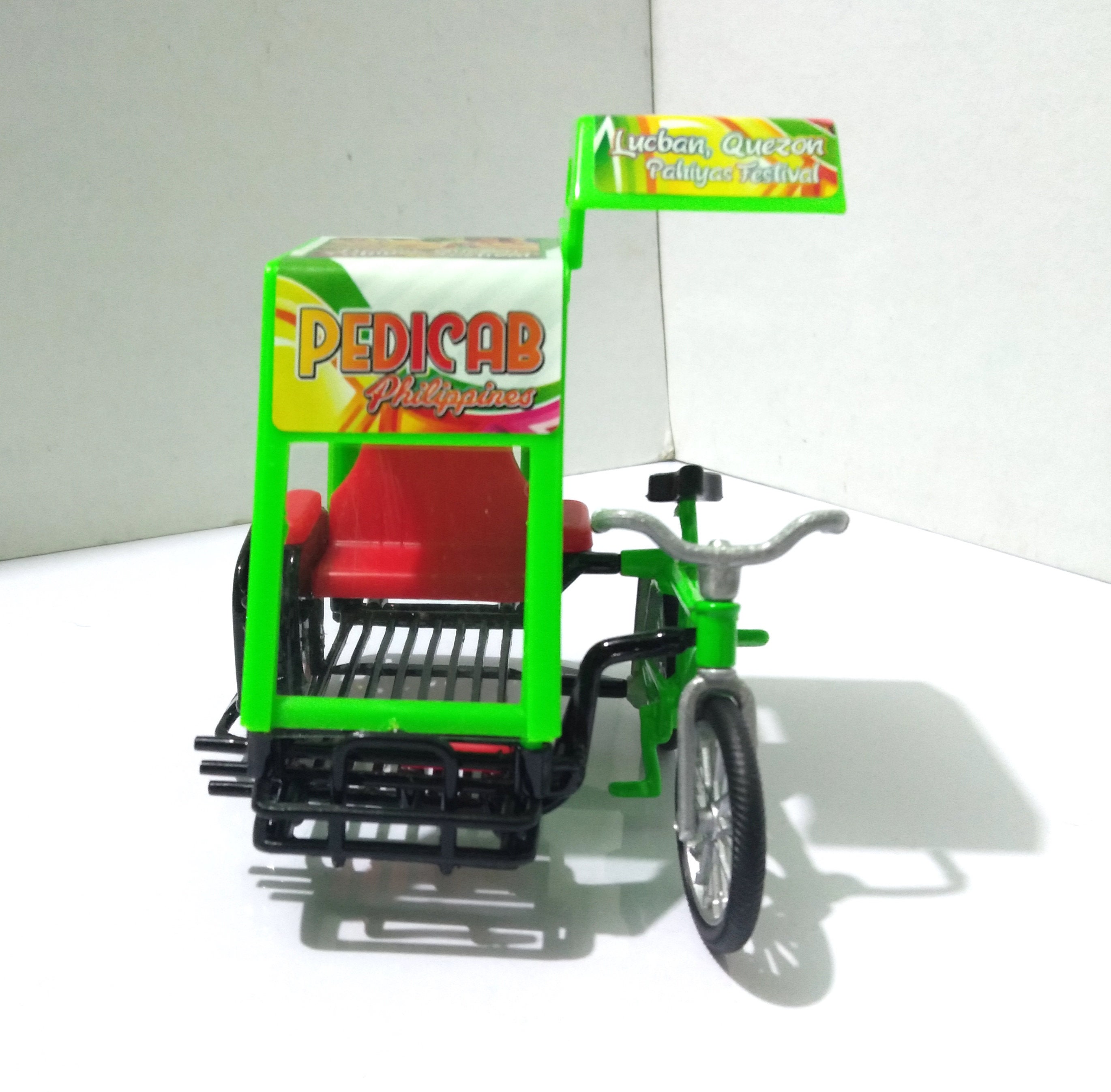 Filipina Trike