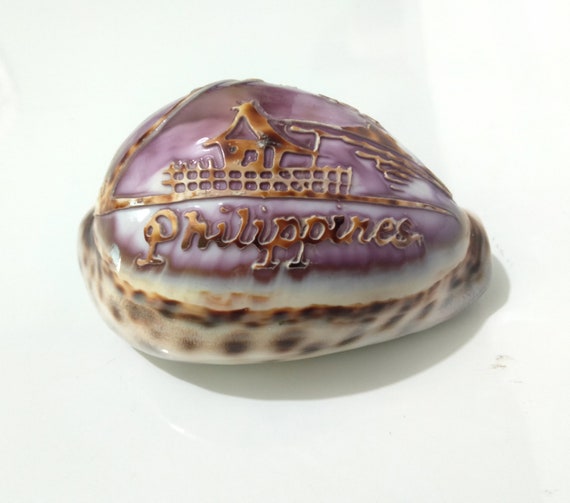 【希少】フィリピン　Philippine 貝殻　　土産 Seashell Souvenir With Engraved Bahay Kubo Made in Philippines