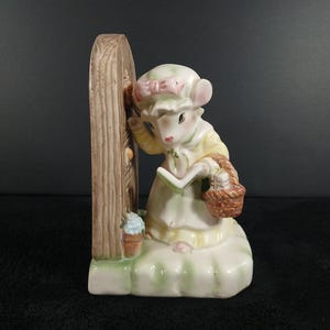 Vintage Avon Precious Moments My First Call Lady Mouse Ceramic Figurine, Collectible Decorative Miniature Animal Statue Home Decor