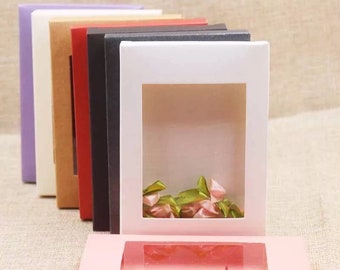 Gekleurde geschenkdozen met etalage - Kerstkraftdoos - 6 kleuren