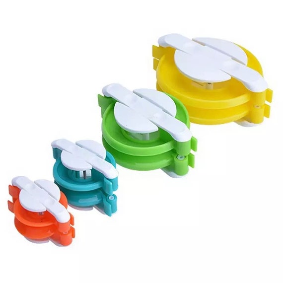 4 Piece Plastic Pom Pom Makers Set Pom-Pom Making Kit Multi Pack